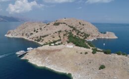 Akdamar Adası’nda 13. Ayin: Barış ve Tarihe Saygı