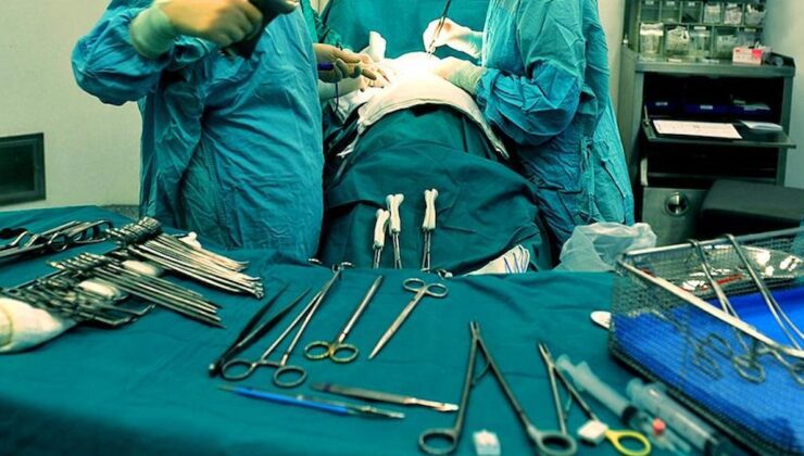 Ameliyat Sırasında Hemşireyle Yaşanan İlişkide Disiplin Soruşturması Başlatıldı