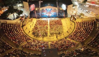 Çeşme Festivali Yeniden Başlıyor: Müzik ve Milli Gurur Dolu İki Gün