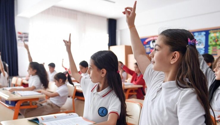 Devlet Okullarında Ücretsiz Yemek Uygulaması için Mecliste Yeni Teklifi Sunan Milletvekili