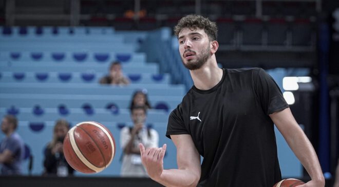 EuroBasket 2025 Yarı Final Hazırlıkları: Türkiye, Yunanistan Maçı Öncesi Antrenmanda Sakatlık Dikkatleri