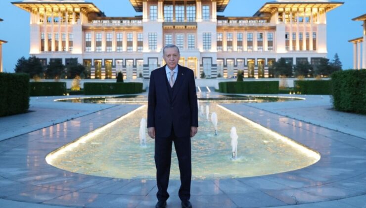 Sarayıfinansmanında Örtülü Ödenekte Yükseliş ve Maaş Düzenlemesi: 2025 Bütçesinde Değişen Dengeler