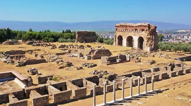 Tralleis’te Kültürel Buluşma: Antik Kentten Günümüze Homojen Sanatın Rüzgârı