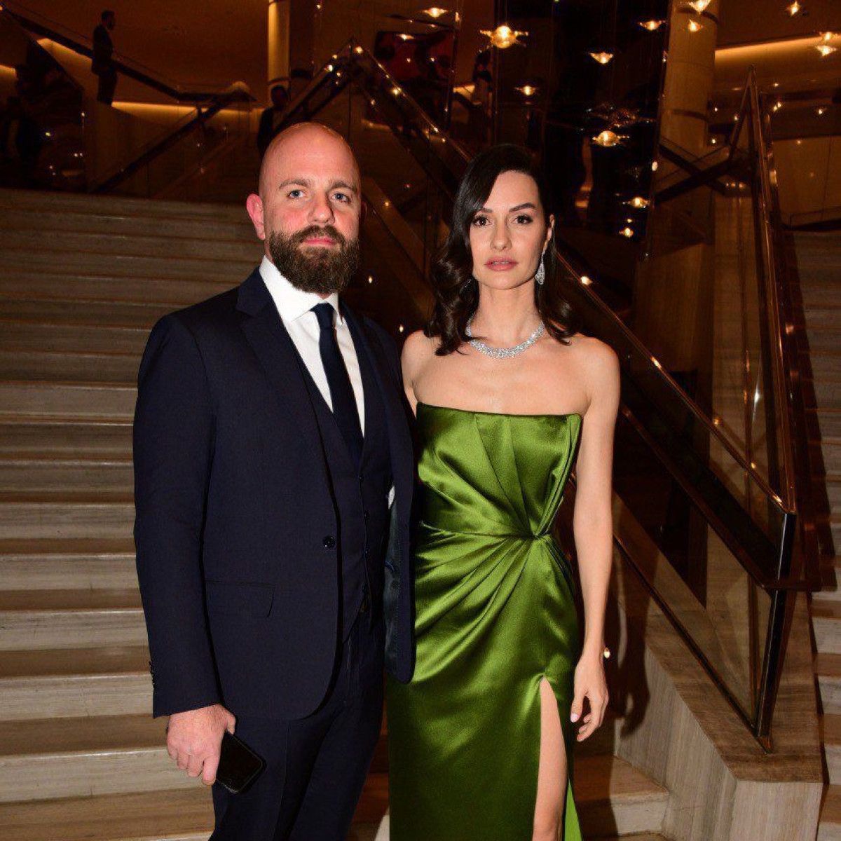 Yasemin Ergene ve İzzet Özilhan’ın Evlilikten Boşanma Hikayesi: Medeni Zeminde Ayrılık ve Sonrası